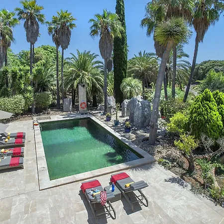 Bregat Villa *
