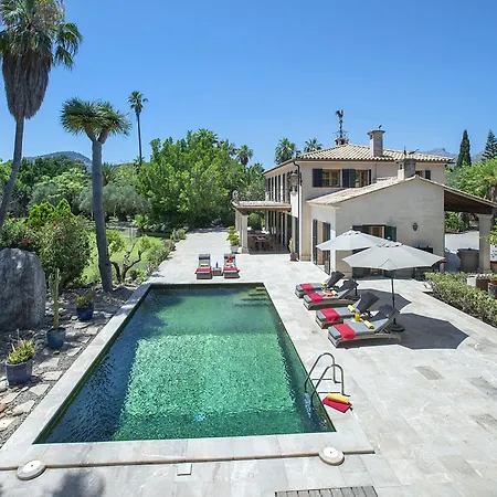 Bregat Villa *